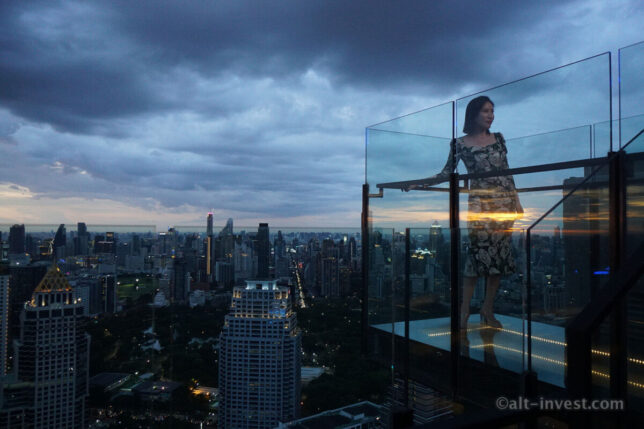 Moon Bar, Banyan Tree Bangkok