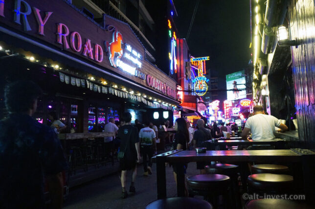Soi Cowboy, Sukhumvit